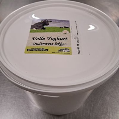 Yoghurt vol in emmer 5 ltr (vrijdag bestellen = woensdag uitleveren) *BESTELARTIKEL